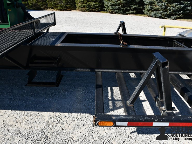 2022-j-d-skiles-pit-stop-tri/a-sprayer-trailer-image-19