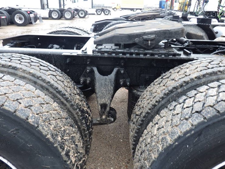 2019-international-lt-image-7