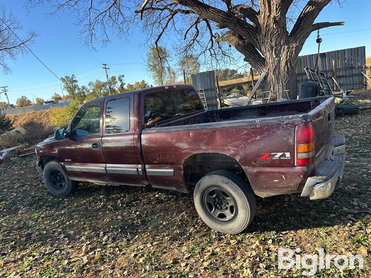 2002-chevrolet-silverado-1500-image-8