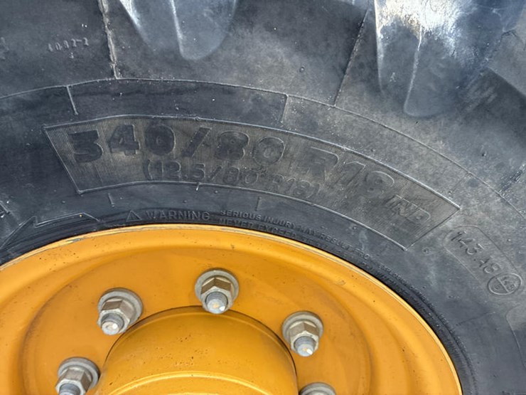 caterpillar-906m-image-39