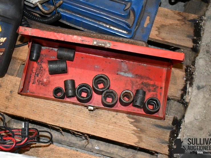 pallet-of-farm-support-image-13