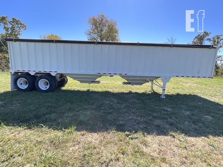 2015-const-trlr-spec-38-ft-image-8