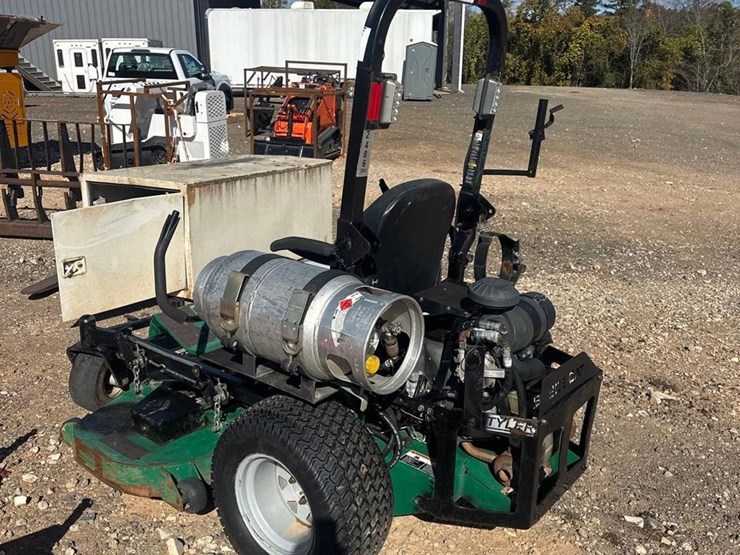 bob-cat-pro-cat-image-2