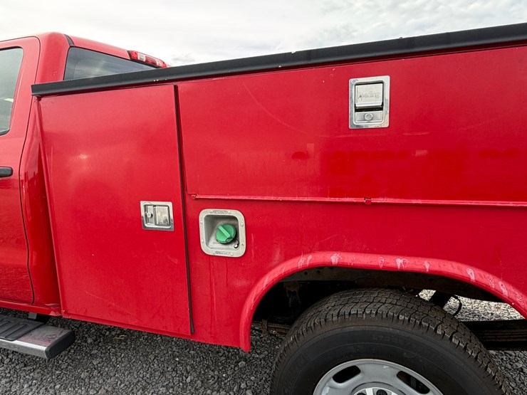 chevrolet-silverado-2500hd-image-9