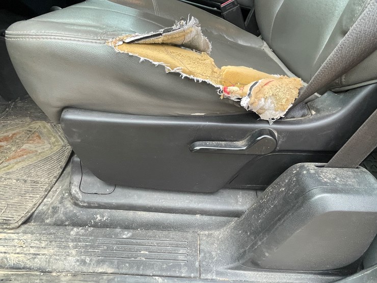 2013-chevrolet-1500-image-39