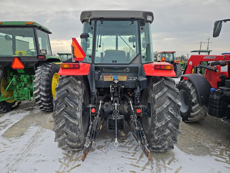 massey-ferguson-4253-image-10