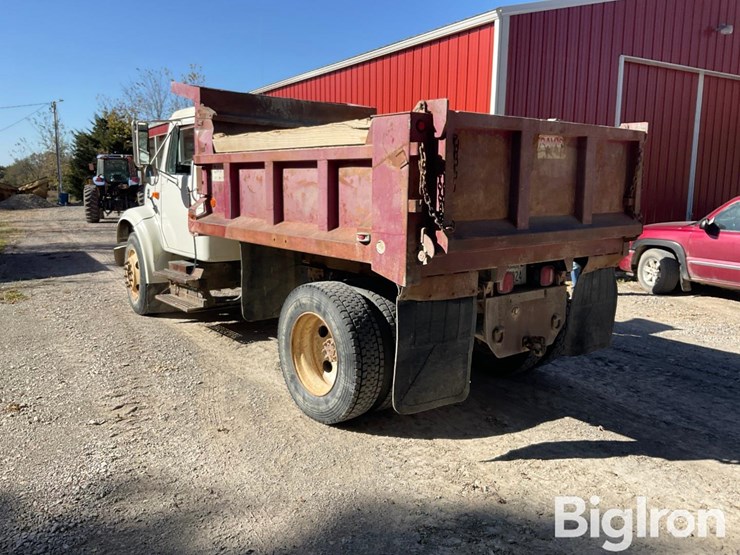 international-4700-image-7