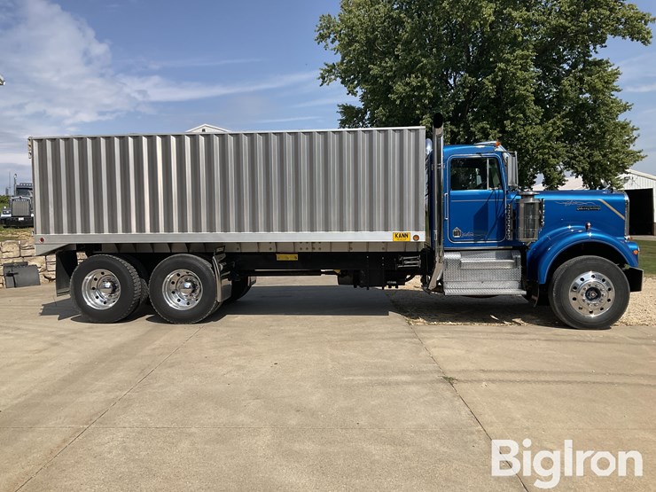 kenworth-w900-image-4