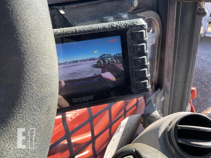 2021-kubota-svl97-2-image-7