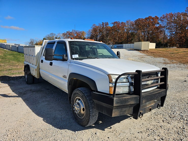 chevrolet-silverado-3500-image-24
