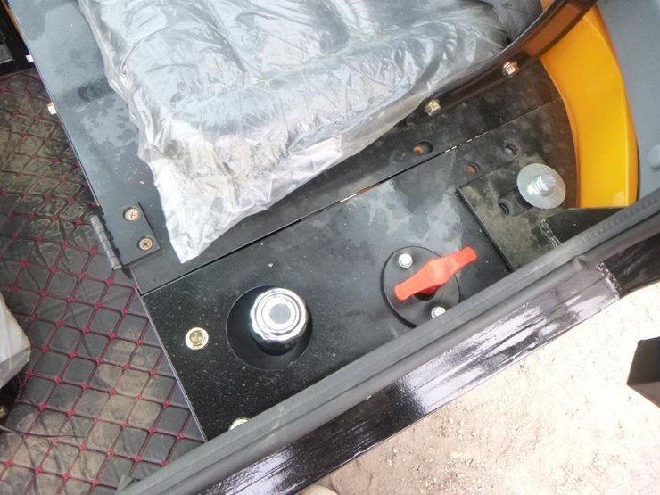 2025-vicsec-vc13c-hydraulic-excavator-image-22