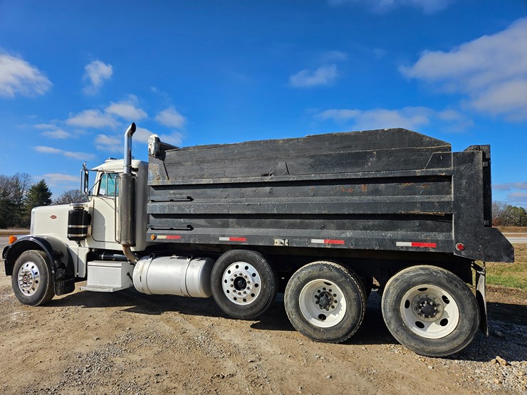 peterbilt-379-image-10