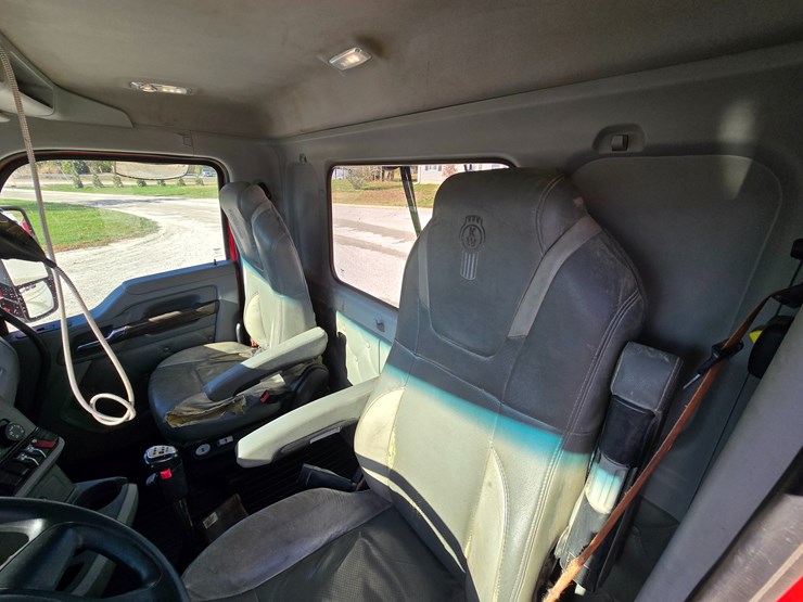 kenworth-t880-image-91