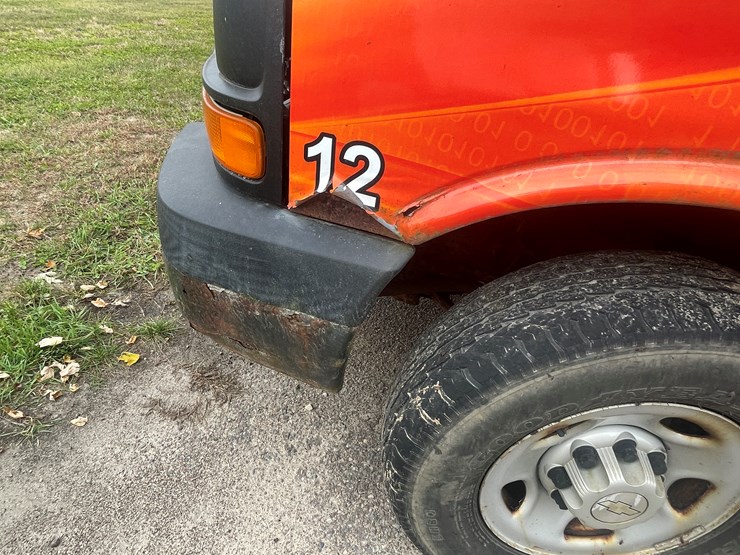 #1403-•-2005-chevy-cargo-van-(wi-title-in-delay)-image-10