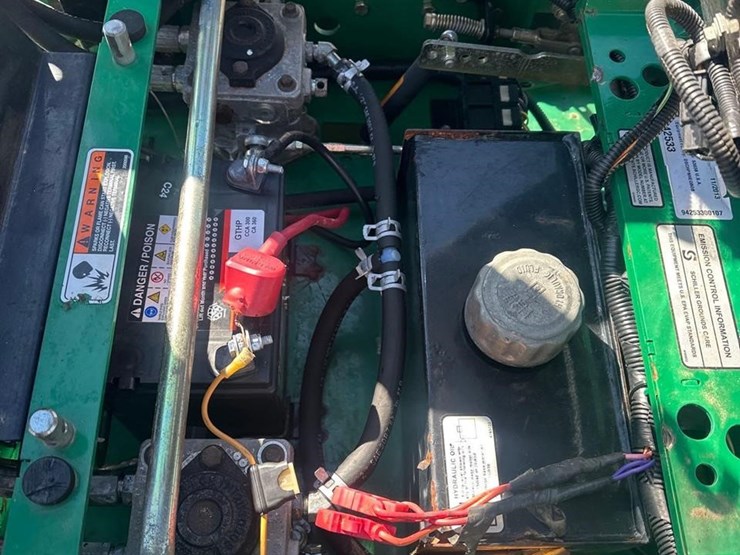 bob-cat-pro-cat-image-11