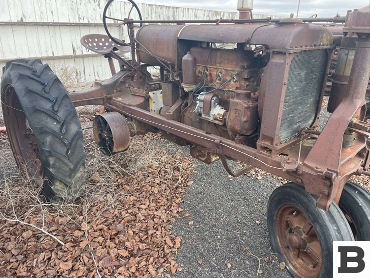 international-farmall-tractor---ritzville,-wa-image-3