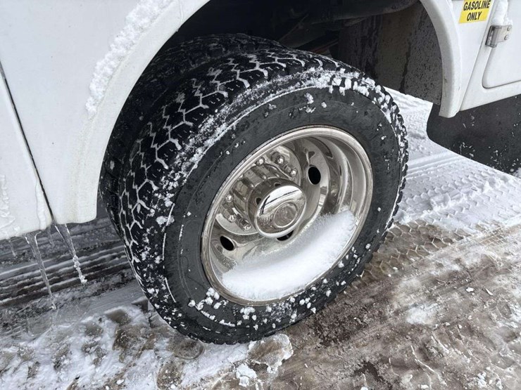 2012-ford-f450-image-9