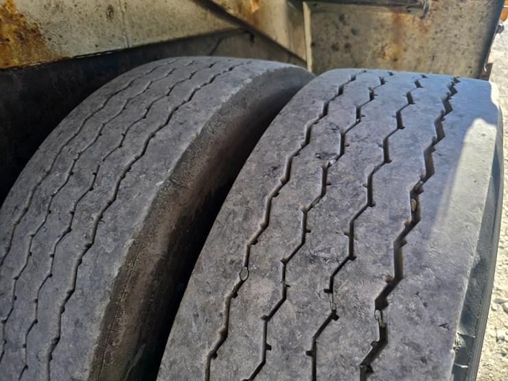 2007-mack-le613-image-94