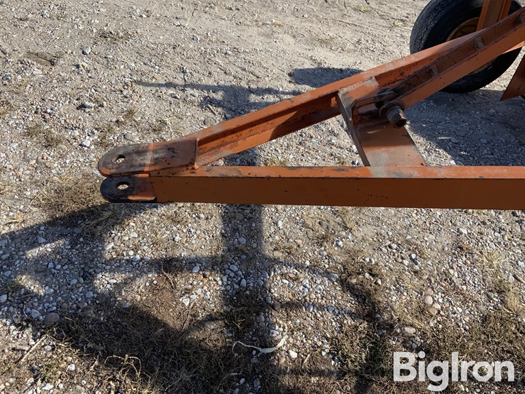 a&l-2010-hay-fluffer-image-9