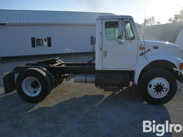 international-4700-image-4