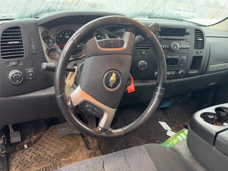 #3017-•-2013-chevy-silverado-z71-pickup-truck-image-20