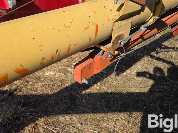 westfiels-mk-100-61-auger-w/swing-hopper-image-16