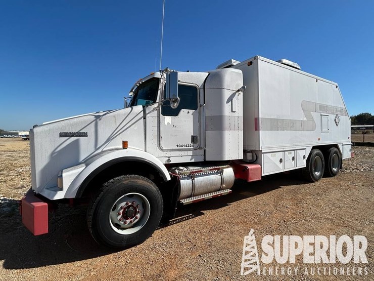 caterpillar-10-image-1