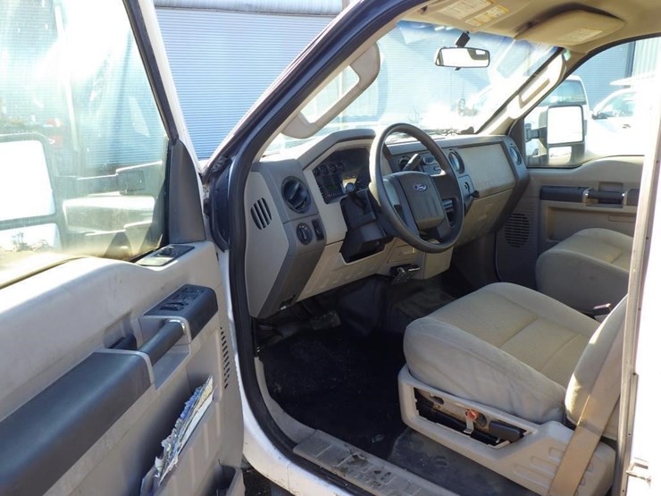 2008-ford-f350-image-5