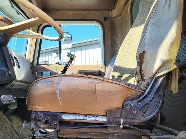 1979-international-transtar-4300-image-58