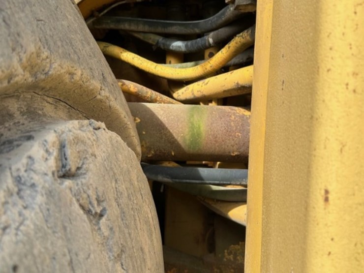 caterpillar-992c-image-34