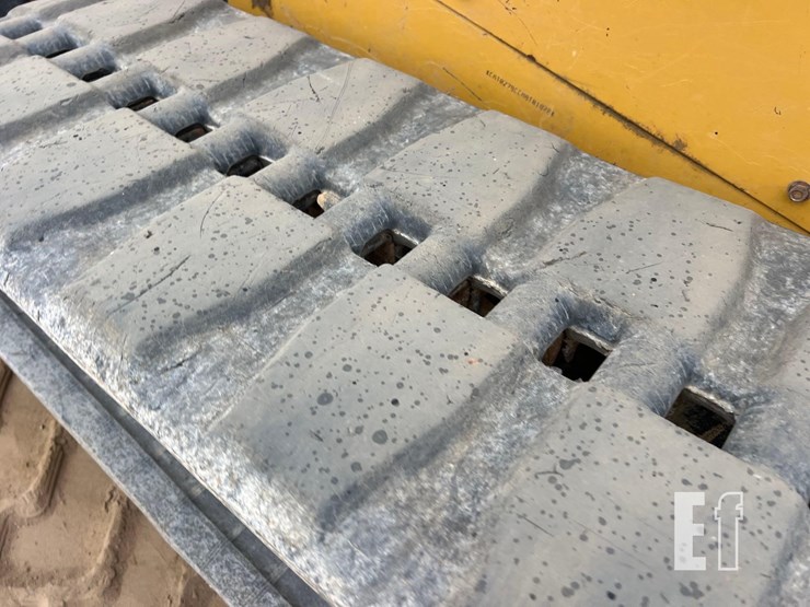 caterpillar-279c-image-23