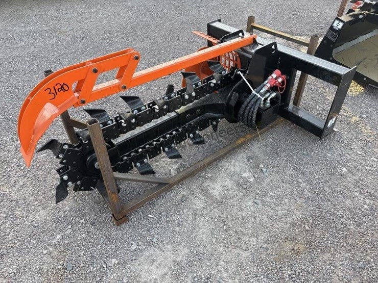 2025-giyi-d39-trencher-for-skid-steer-image-1