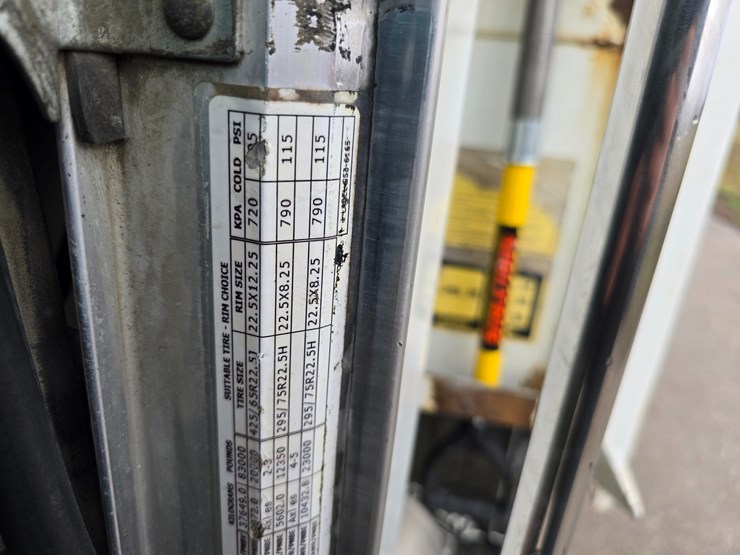 peterbilt-367-image-162