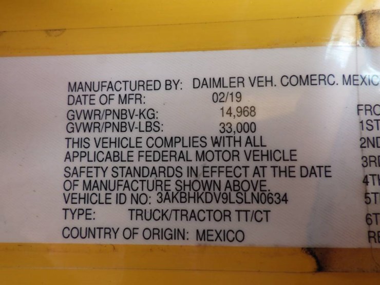 2020-freightliner-cascadia-126-image-18