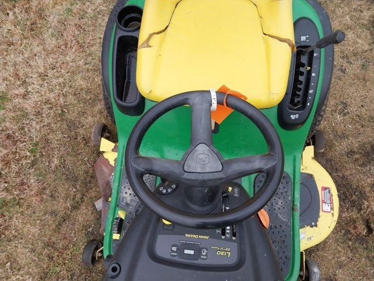 john-deere-l130-image-7