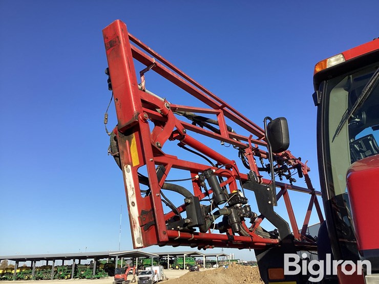 2012-case-ih-patriot-3330-image-19