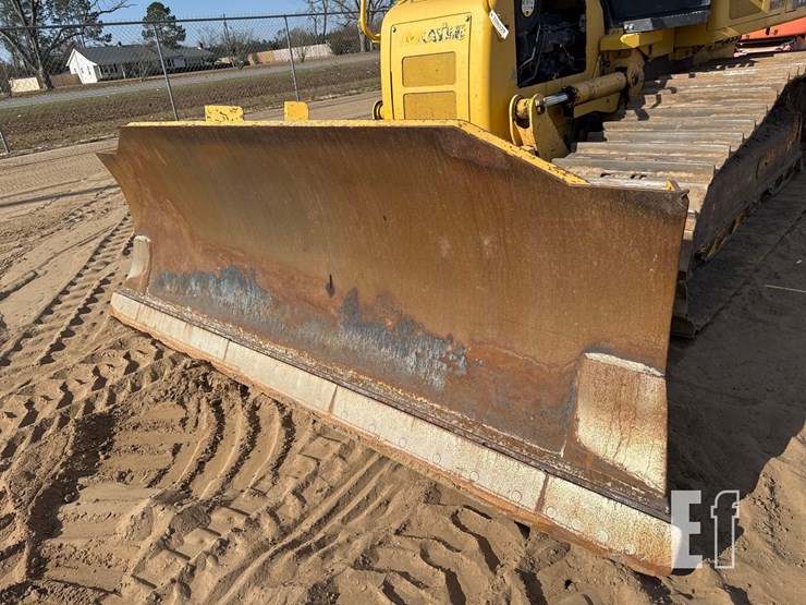 komatsu-d51pxi-22-image-18