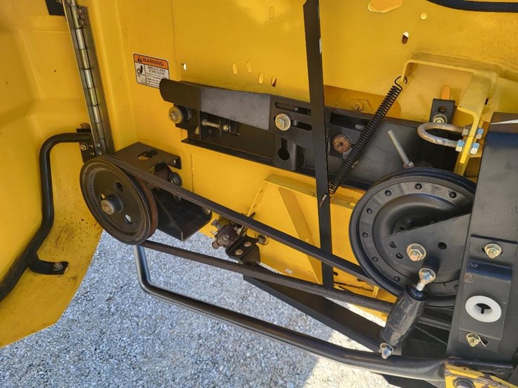 new-holland-74c-image-32