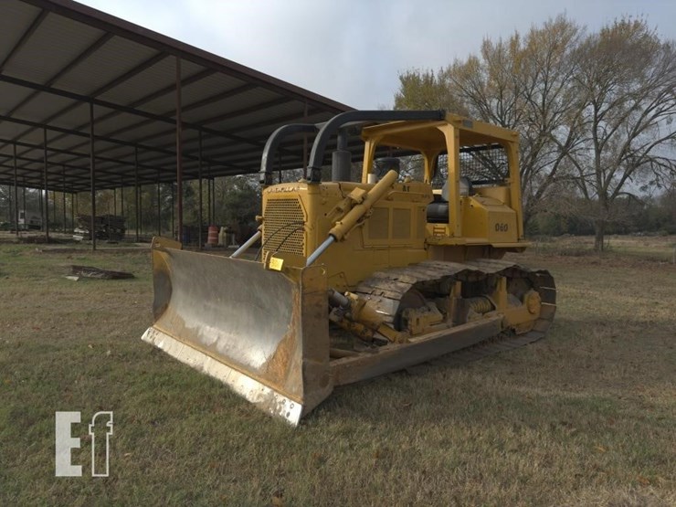 caterpillar-d6d-image-1