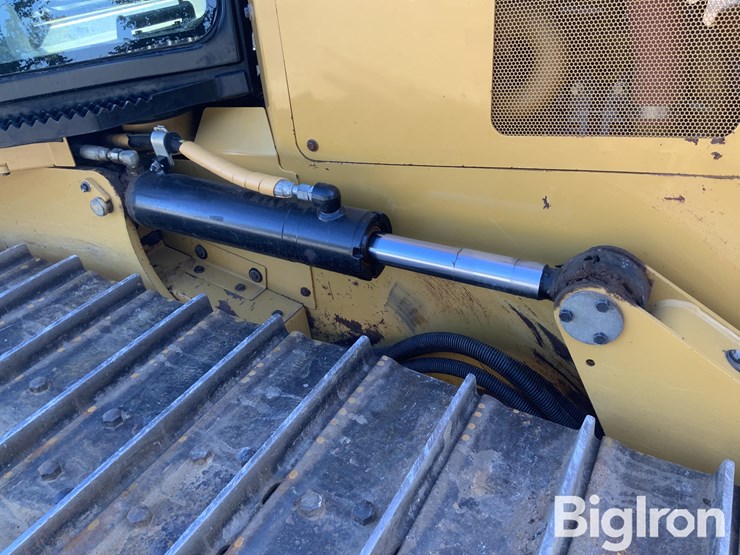 caterpillar-d6k2-lgp-image-17