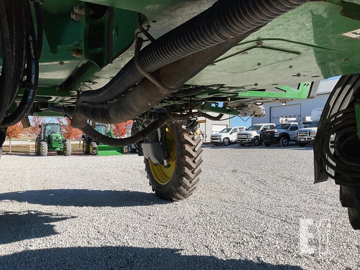 john-deere-r4038-image-16