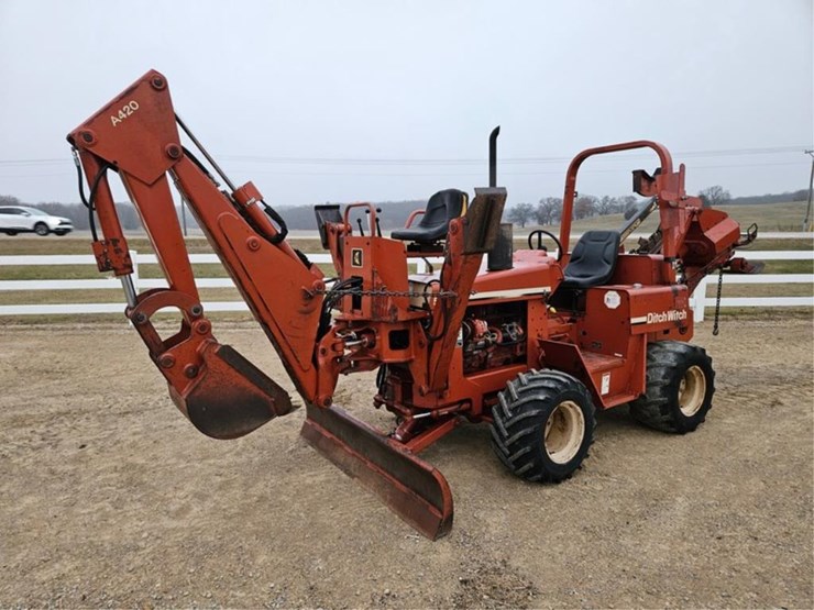 ditch-witch-5110-image-1