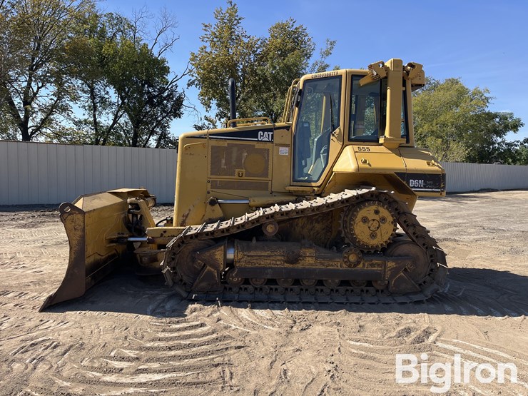 caterpillar-d6n-xl-image-8