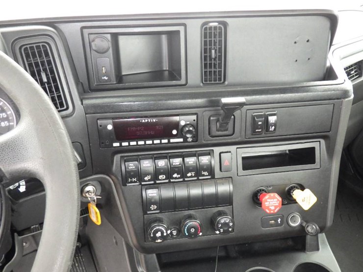 2019-international-lt-image-20