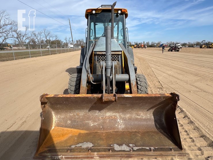 2010-deere-310j-image-7