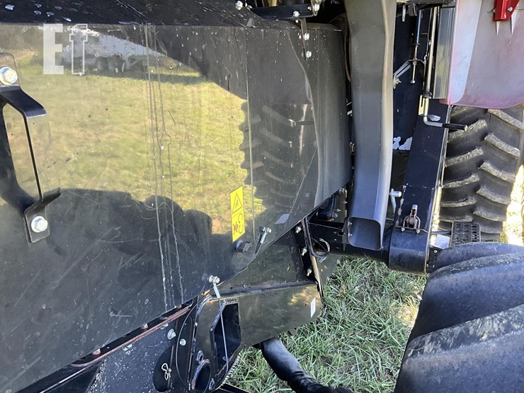 2012-case-ih-7130-image-23