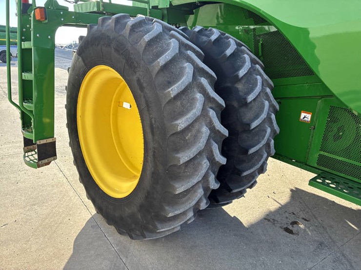 john-deere-s670-image-40