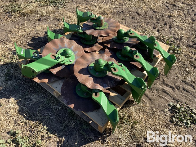 john-deere-12-image-7