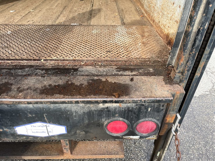 chevrolet-express-3500-image-96