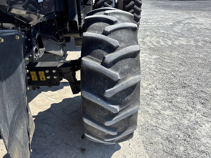 case-ih-5088-image-41